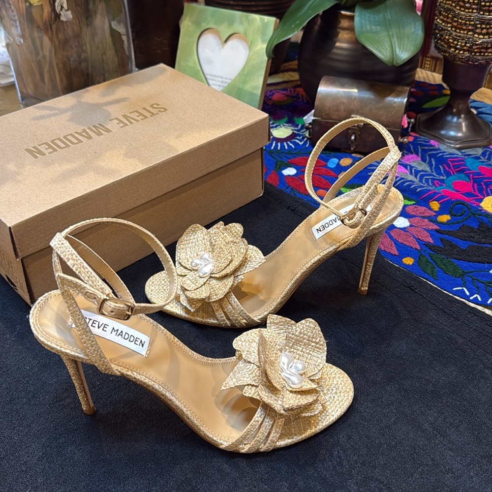 Steve Madden  Excite Heeled Sandal